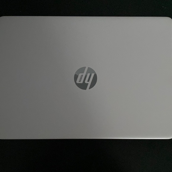 HP LAPTOP - Picture 1 of 3